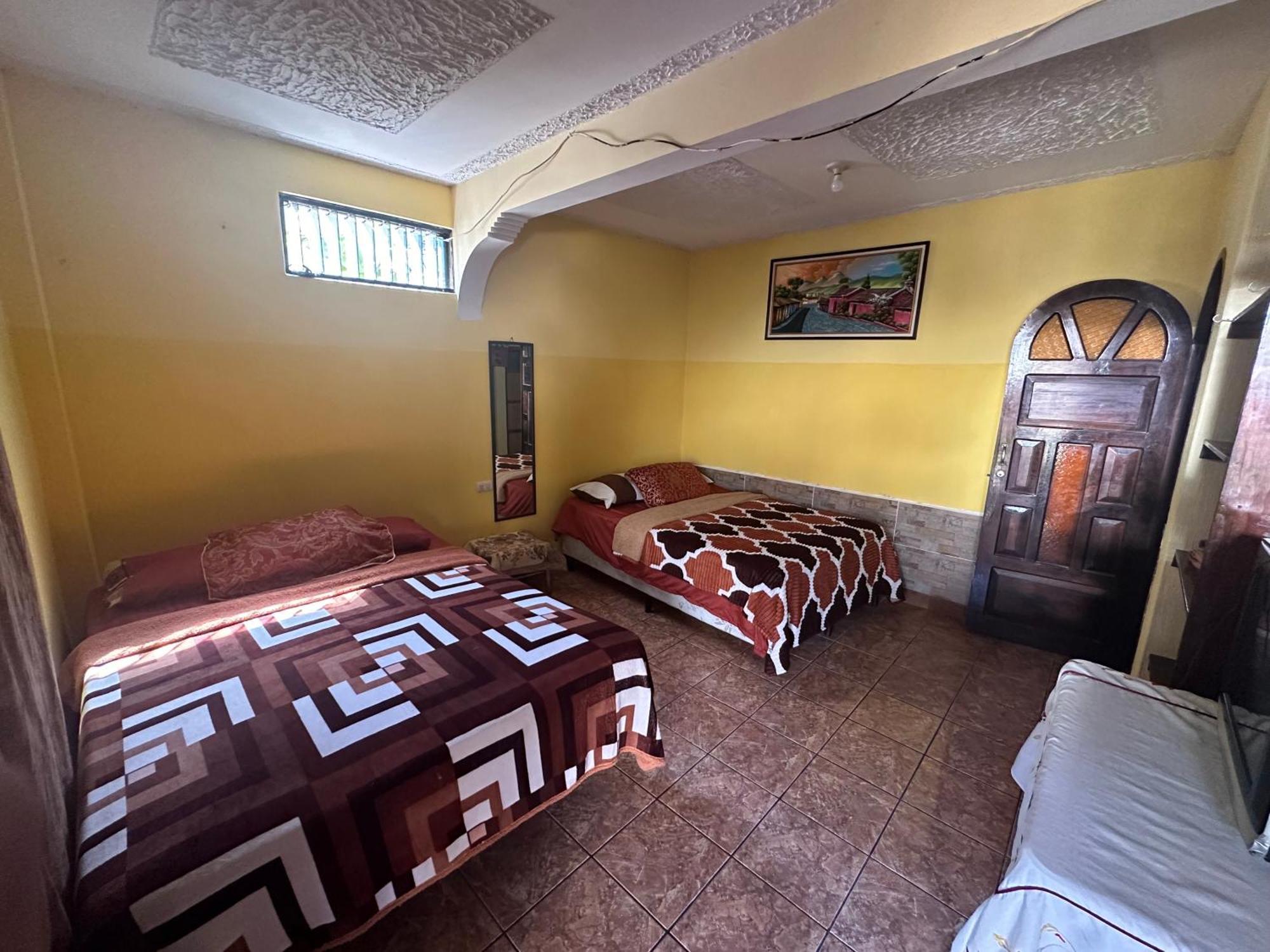 Hospedaje Gonzalez San Pedro La Laguna Buitenkant foto