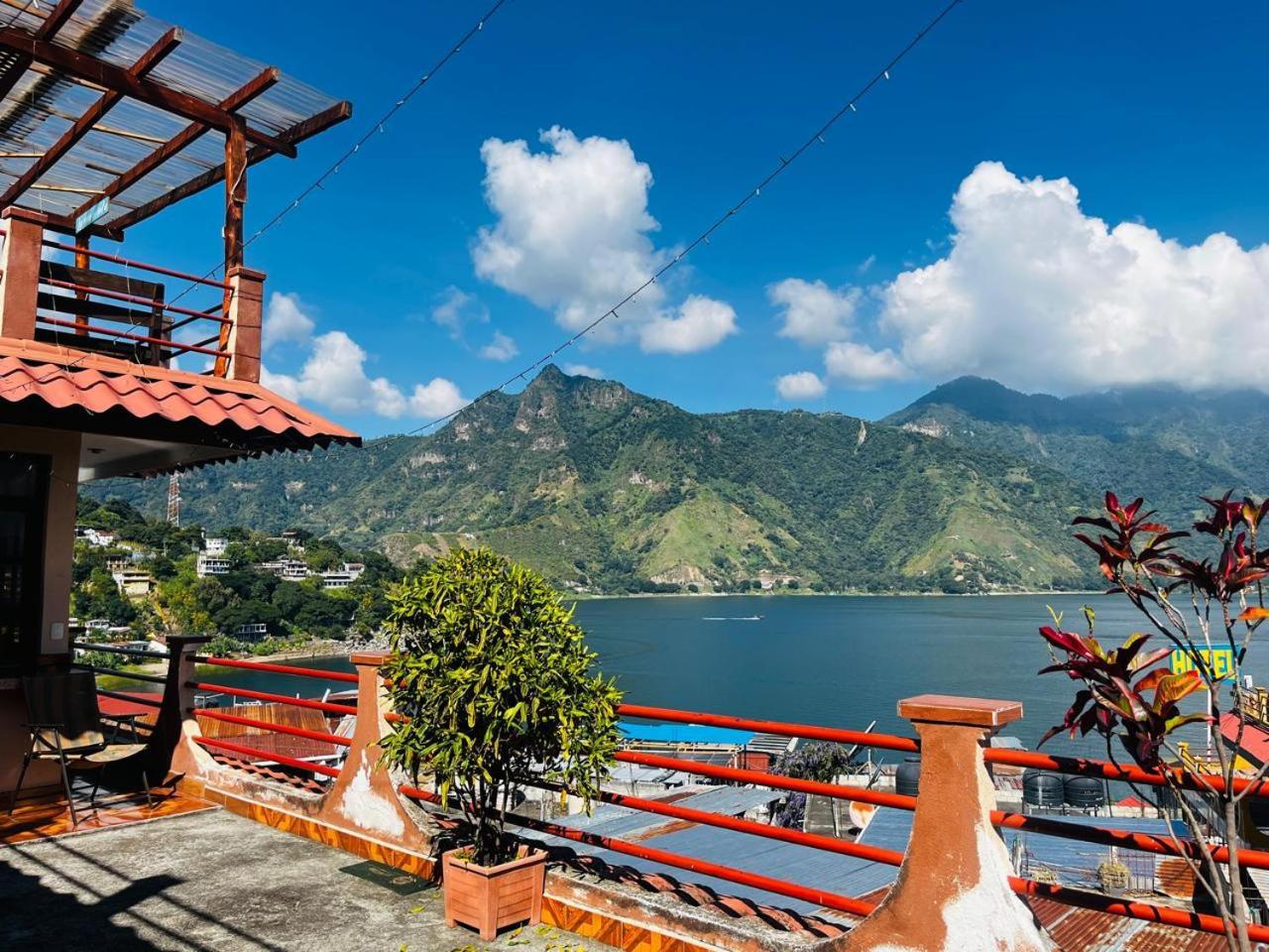 Hospedaje Gonzalez San Pedro La Laguna Buitenkant foto